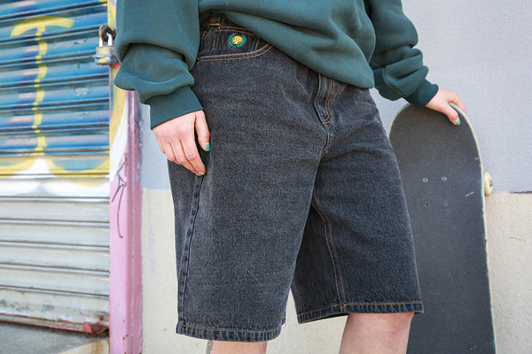 Theories - Plaza Denim Shorts - Washed Black - 32